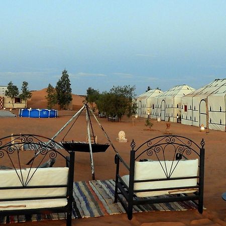 Luxury Sahara Dream Camp Hotel Мерцуга Екстериор снимка