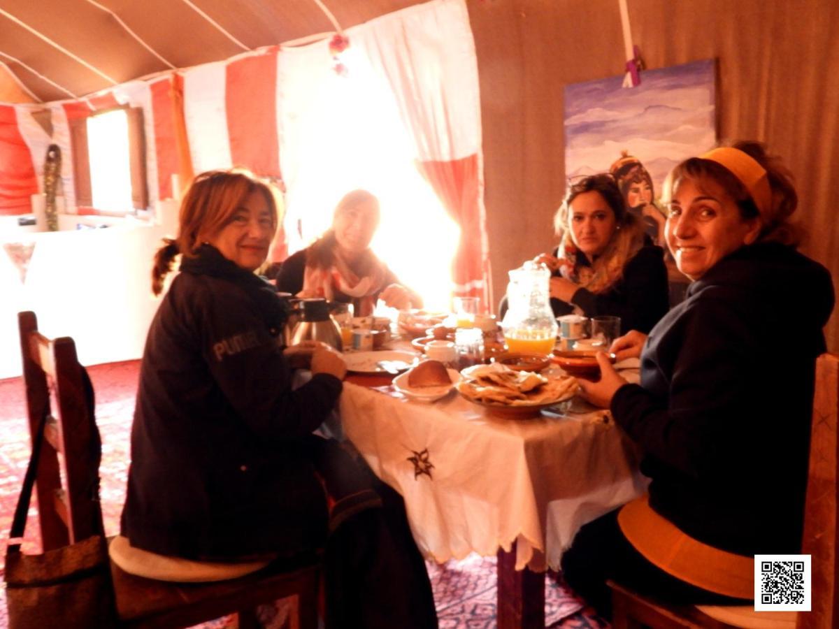 Luxury Sahara Dream Camp Hotel Мерцуга Екстериор снимка
