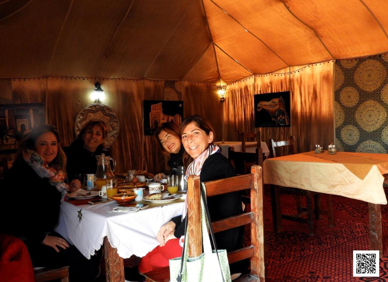 Luxury Sahara Dream Camp Hotel Мерцуга Екстериор снимка